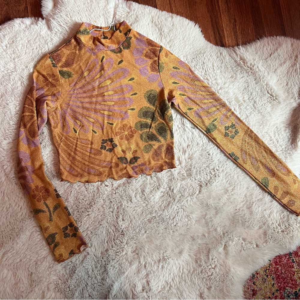 Farm Rio Shiny Cropped Blouse